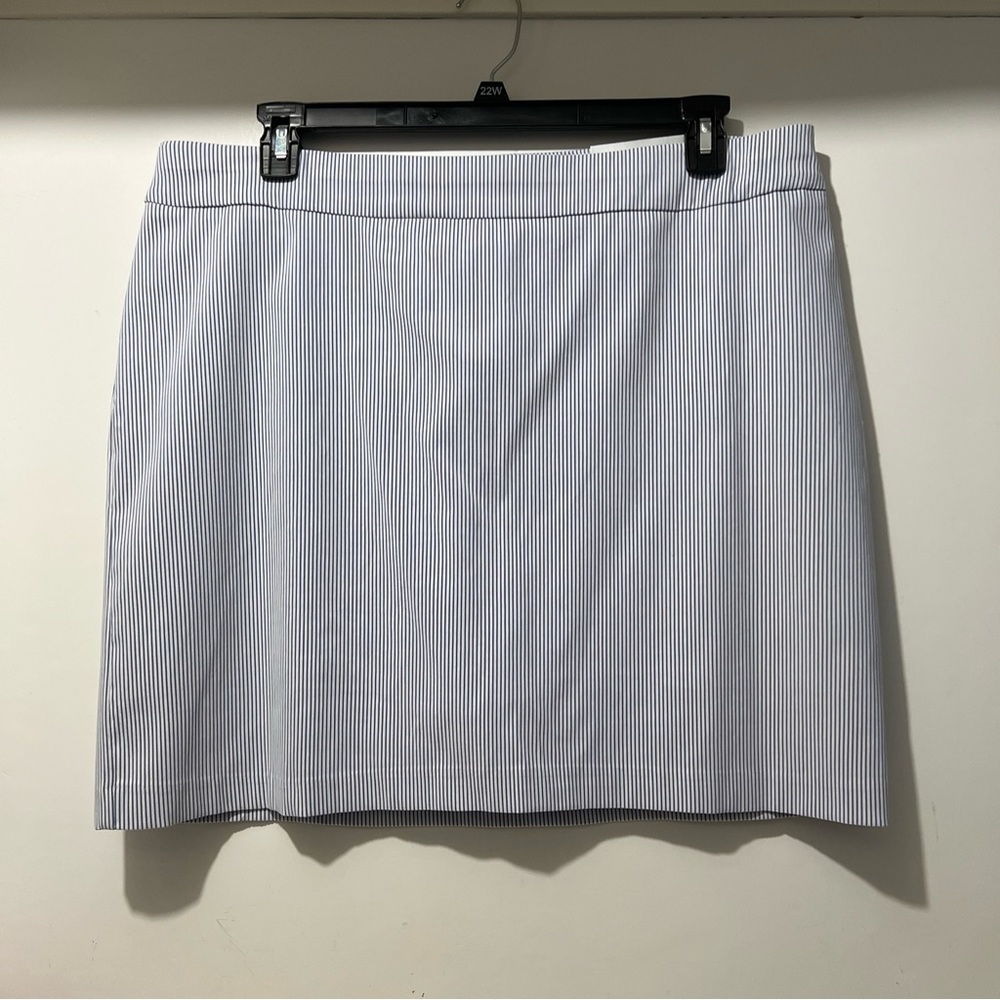 Chico’s Stripe Skort Women 3 (16) Blue & White Stretch Pull On Short Fashion New